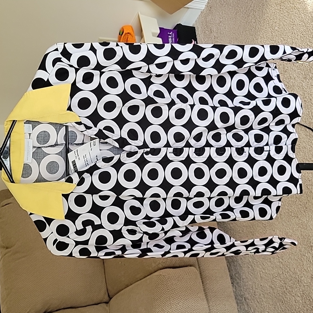 #2950 New york and company size medium ls button up shirt